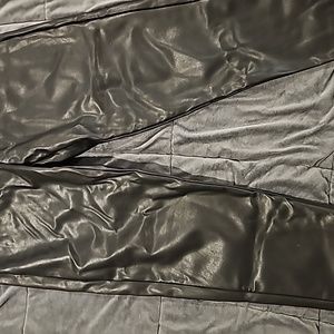 Shinestar size medium faux leather pants. High waist, ankle pants. Black .